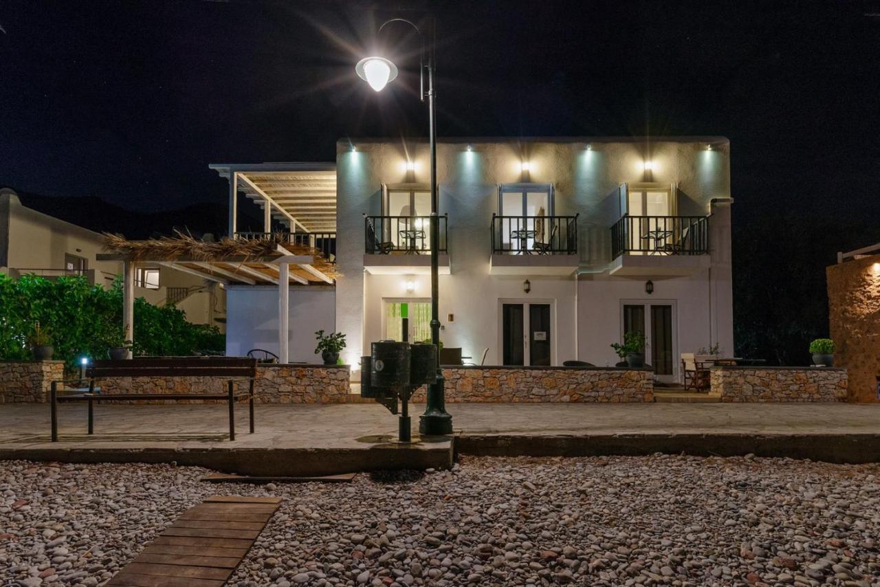 Uno Beachfront Appartement *