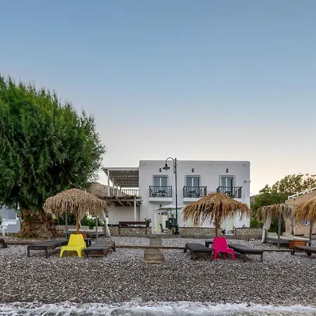 Uno Beachfront Suite Livadia  Exterior foto